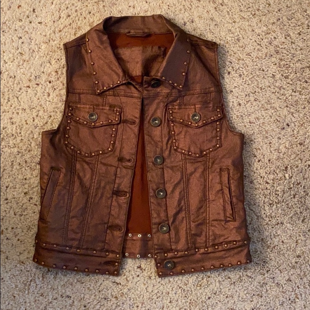Bronze Cowgirl Tuff vest size small